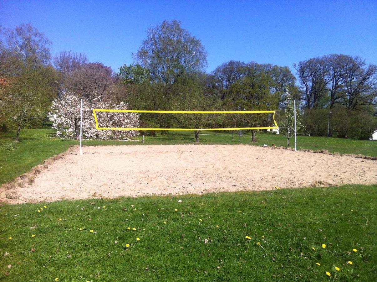Katrinebergs Folkhoegskola B&B Vessigebro Luaran gambar