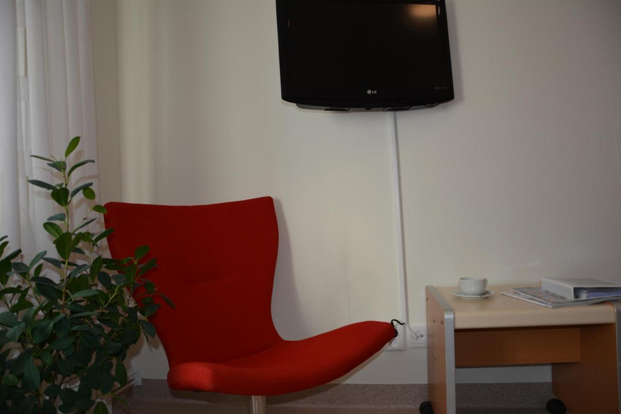 Katrinebergs Folkhoegskola B&B Vessigebro Luaran gambar